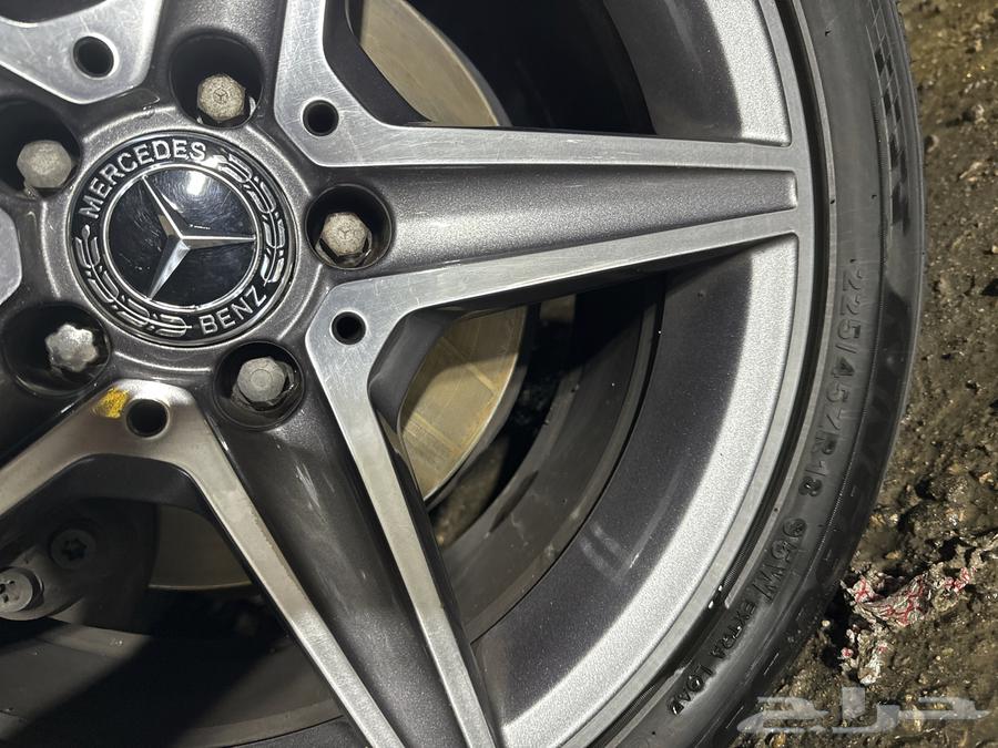 للبيع جنوط مرسيدس حجم 18 عرضين64587354391299112