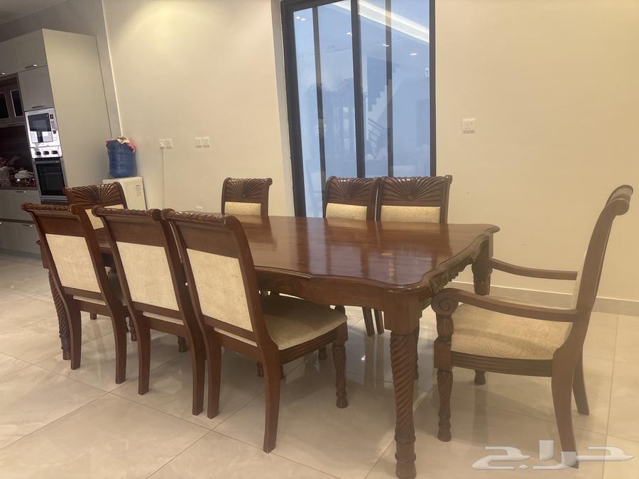 Dining table64427704330754110