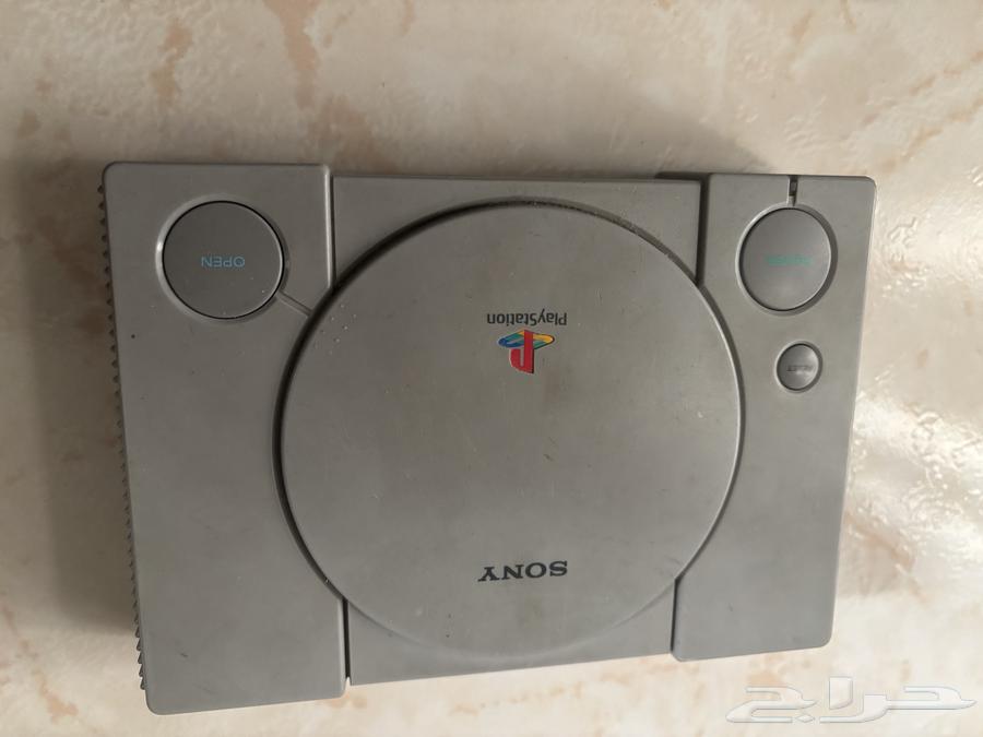 Sony 1 New with Two Controllers and HD Cable64430502982402114