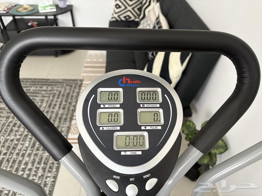 آلة رياضية الاوبتكال هلثكير  E8001-5T64430927488771114