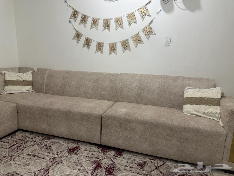 Clean sofa for sale64433458190593110