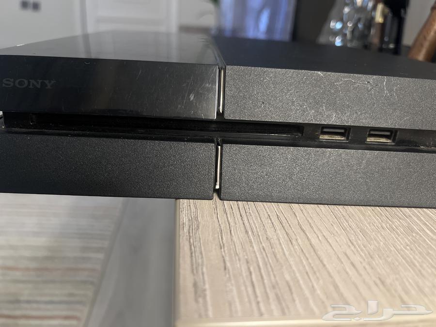 Sony 4 used without any damage with Sony controller64429532418561110
