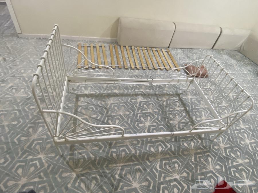 سرير شخص واحد64427892221570111