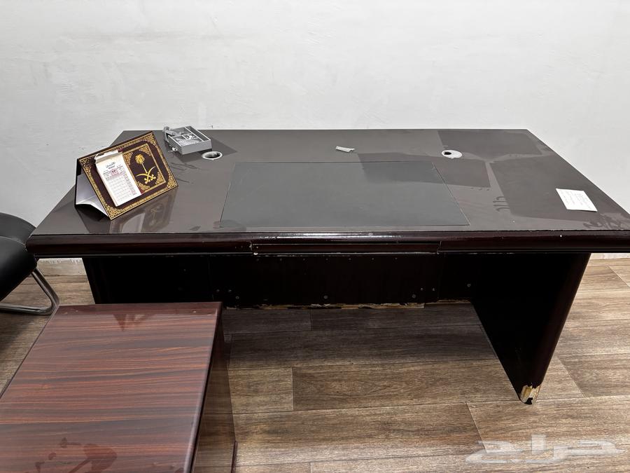 High-quality and new tables and chairs64433458199554112