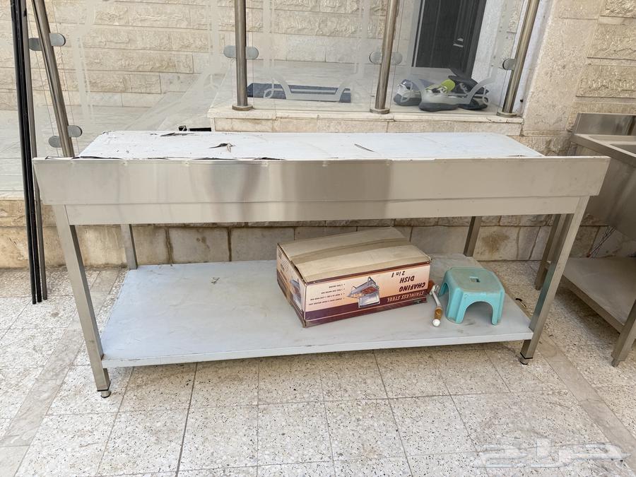 طاولة المطبخ64426228255107111