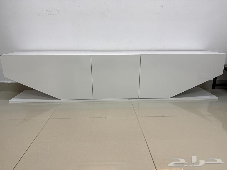 طاولة تلفاز لون أبيض64428039774721110