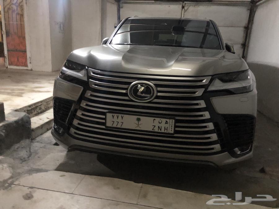 جيب لكزس LX600 بي بي64431685213953110