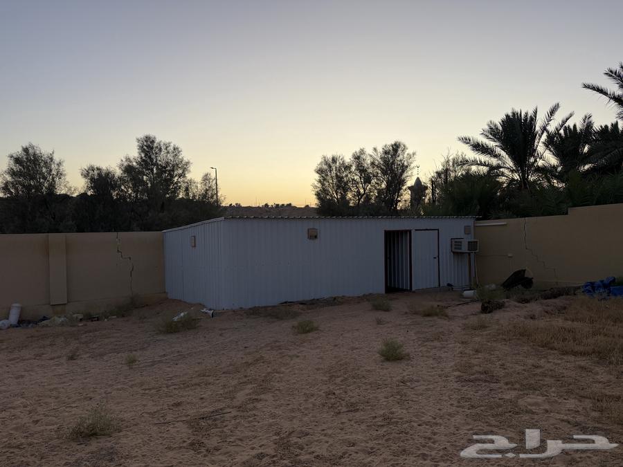 Insulated iron room with mesh64431332120194113