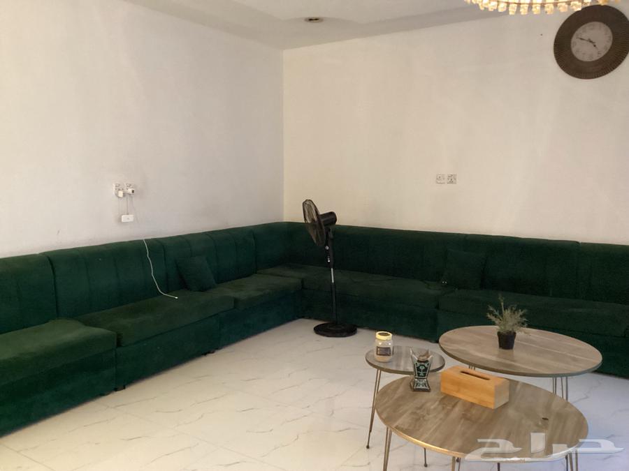 كنب صاله للبيع مقاس 6في سبعه مع الطاولات64430408014466111