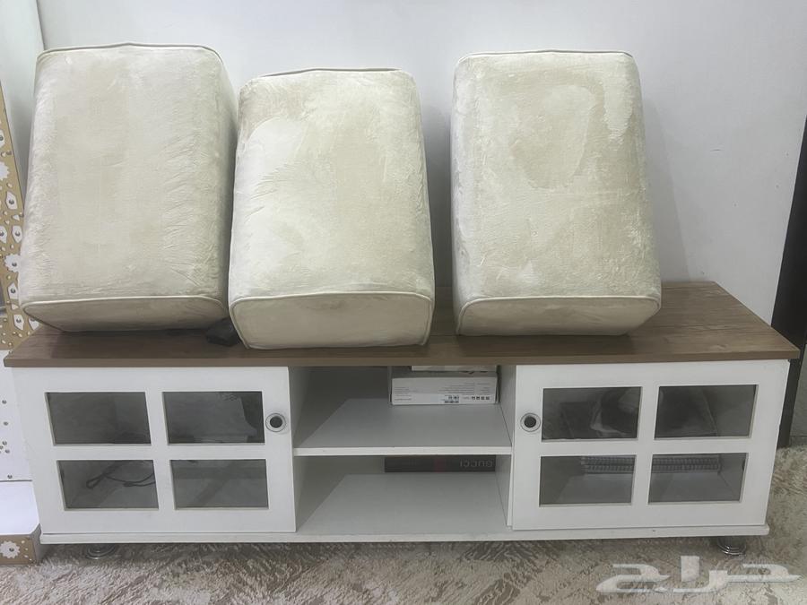 Alkho's new 4-in-6 seating set with cushion and pillows64445092594947112