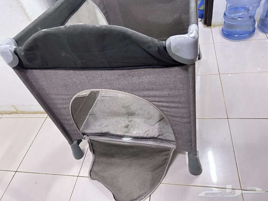 Junior's children's play area and Moses cradle64433337030658112