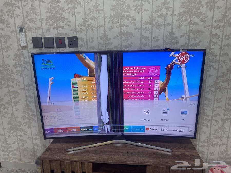 تلفزيون سامسونج 65بوصه الشاشه مكسوره في النص بس64431562032387112