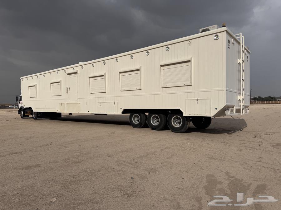 للبيع كرفان ملكي شرايح طول 21م و راس البي64592432544515110