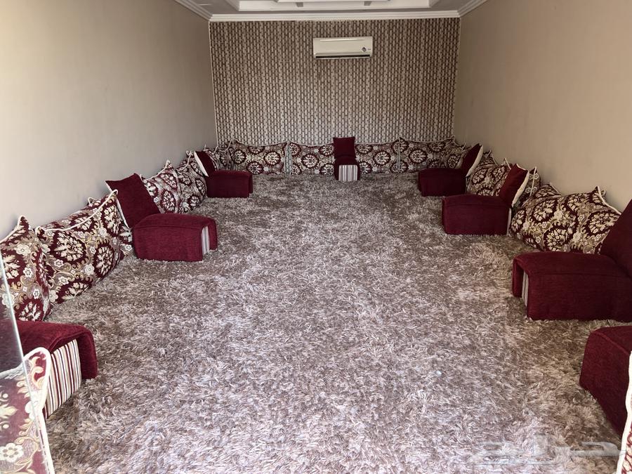 جلسه ارضيه بحاله ممتازه وذات جوده عاليه للبيع64427102855169110