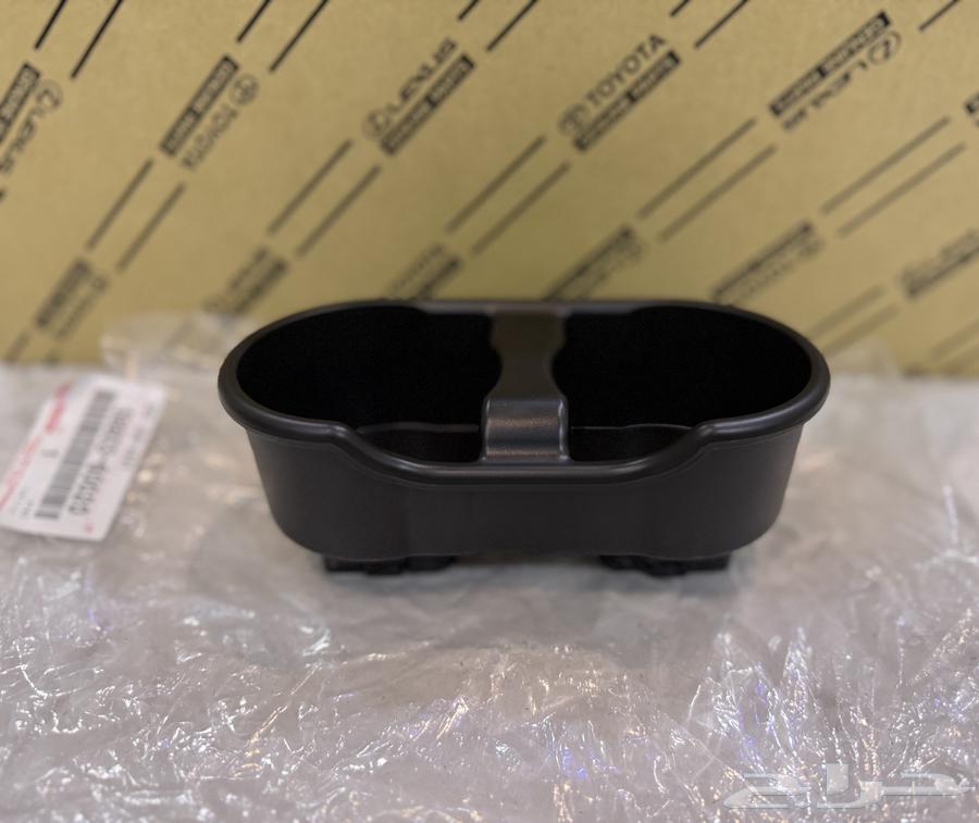 حامل اكواب لاندكروزر64588024002690110