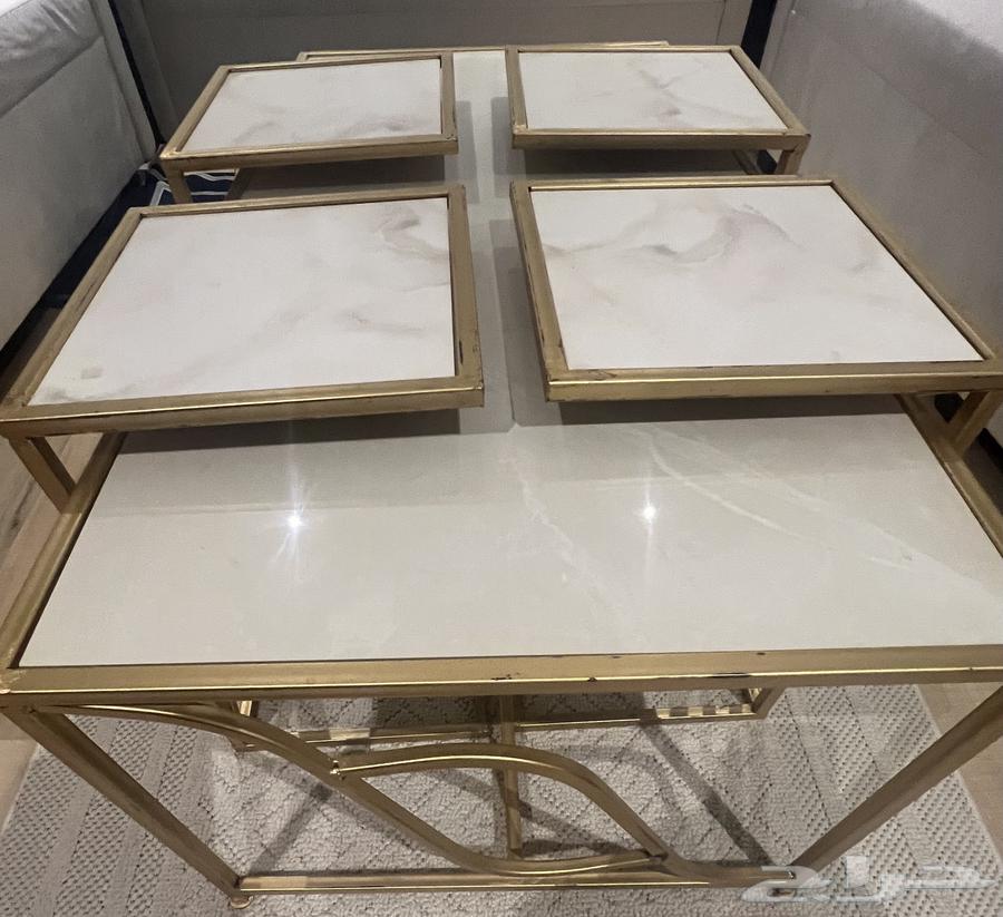 طاولة تقديم مع اربع طاولات خدمه64429036115586112