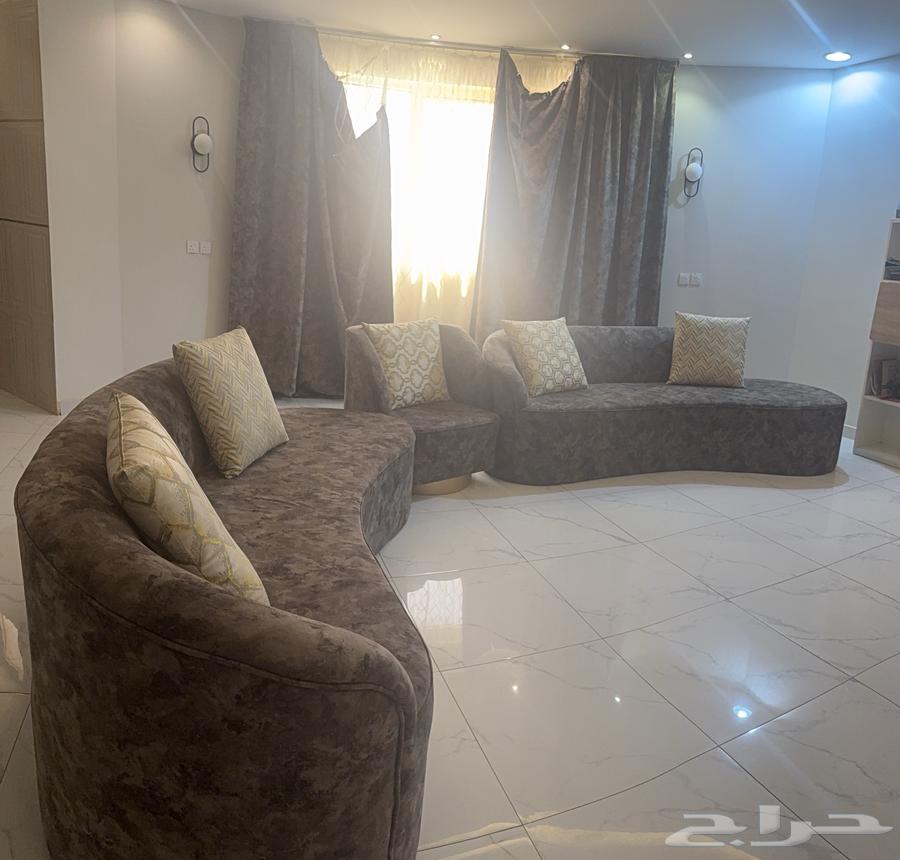 Circular sofa64428026507395110