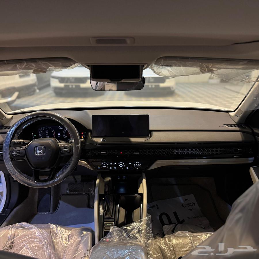 هوندا  اكورد فل كامل  ابيض 202564589700595969114