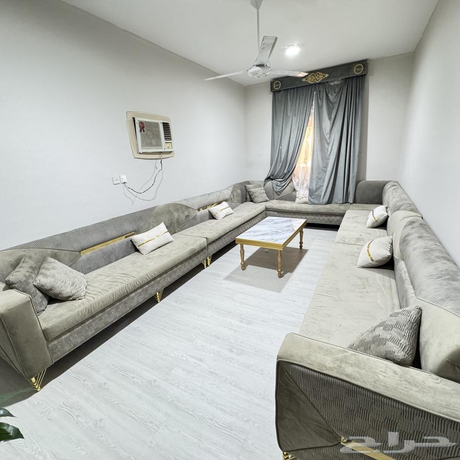 كتب شبه جديد للبيع المستعجل64429036019075110