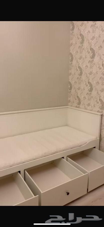 سرير ومرتبة من ايكيا64433498907778110