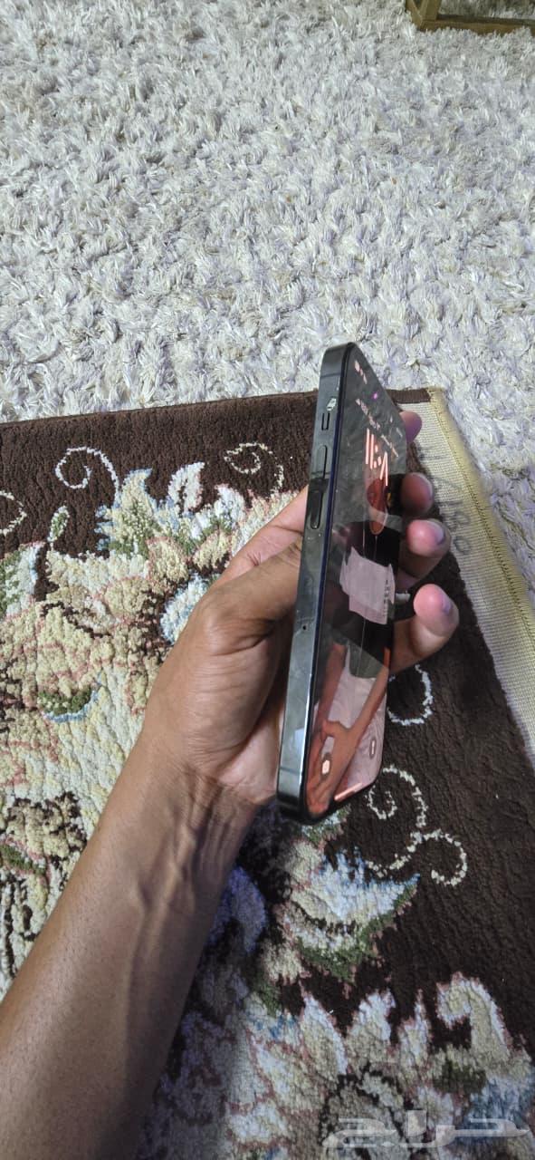 جوال ايفون 14 برو نضيف جدا64433283473410114
