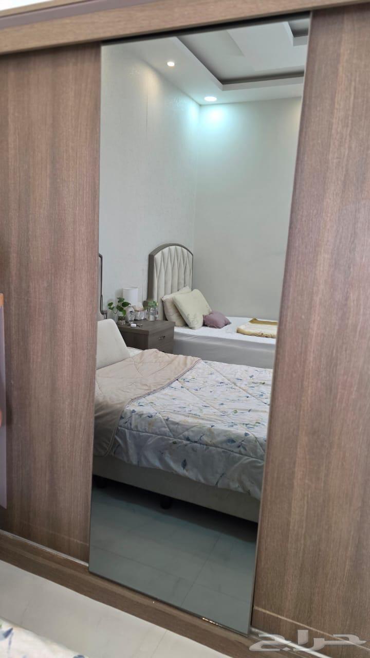 للبيع دولاب غرفة نوم تسريحة كومودينة64433390848131114