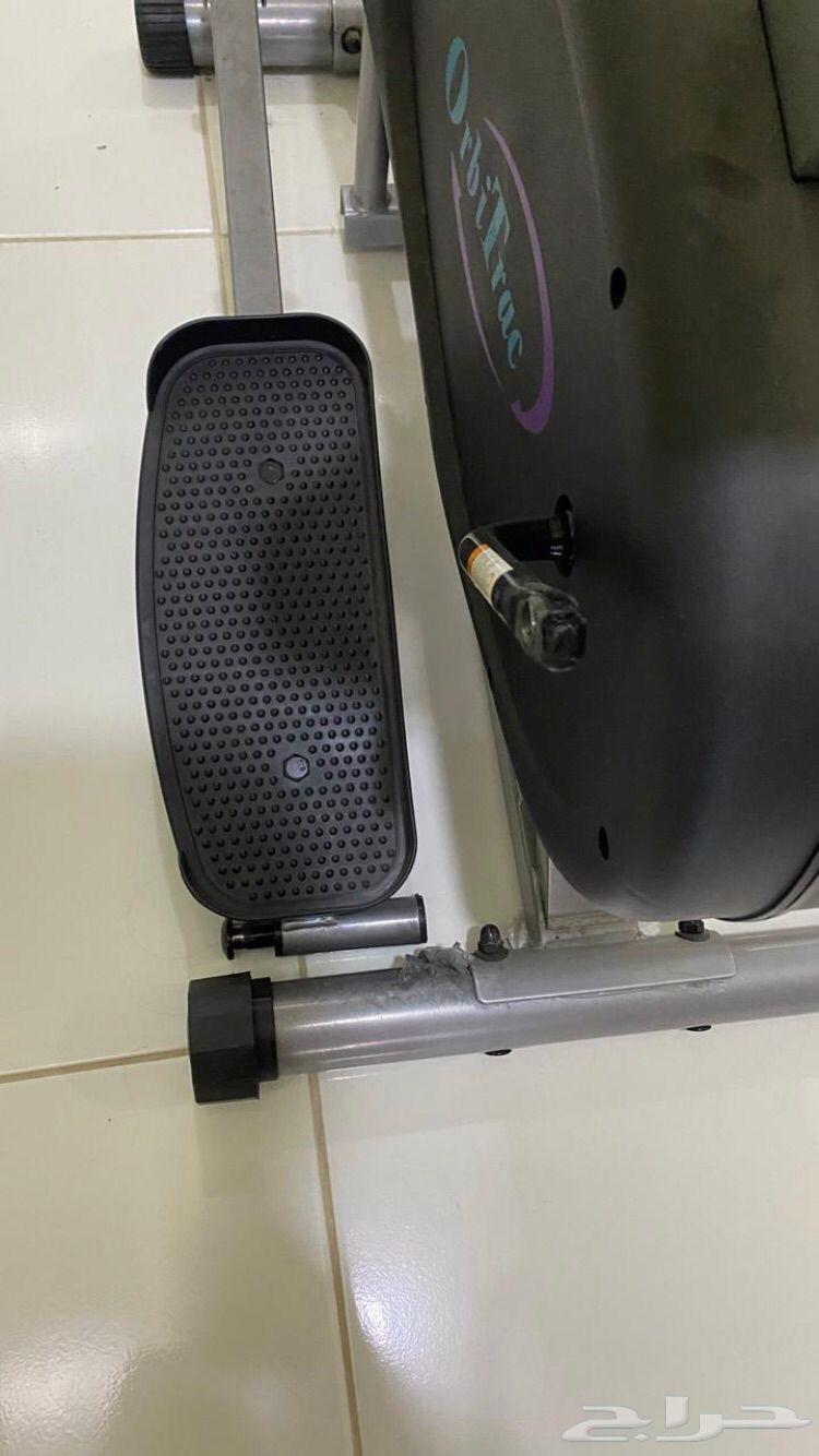 جهاز رياضي سير مع اربع اوزان حبتين كيلو وحبتين نص كيلو64430097679105112