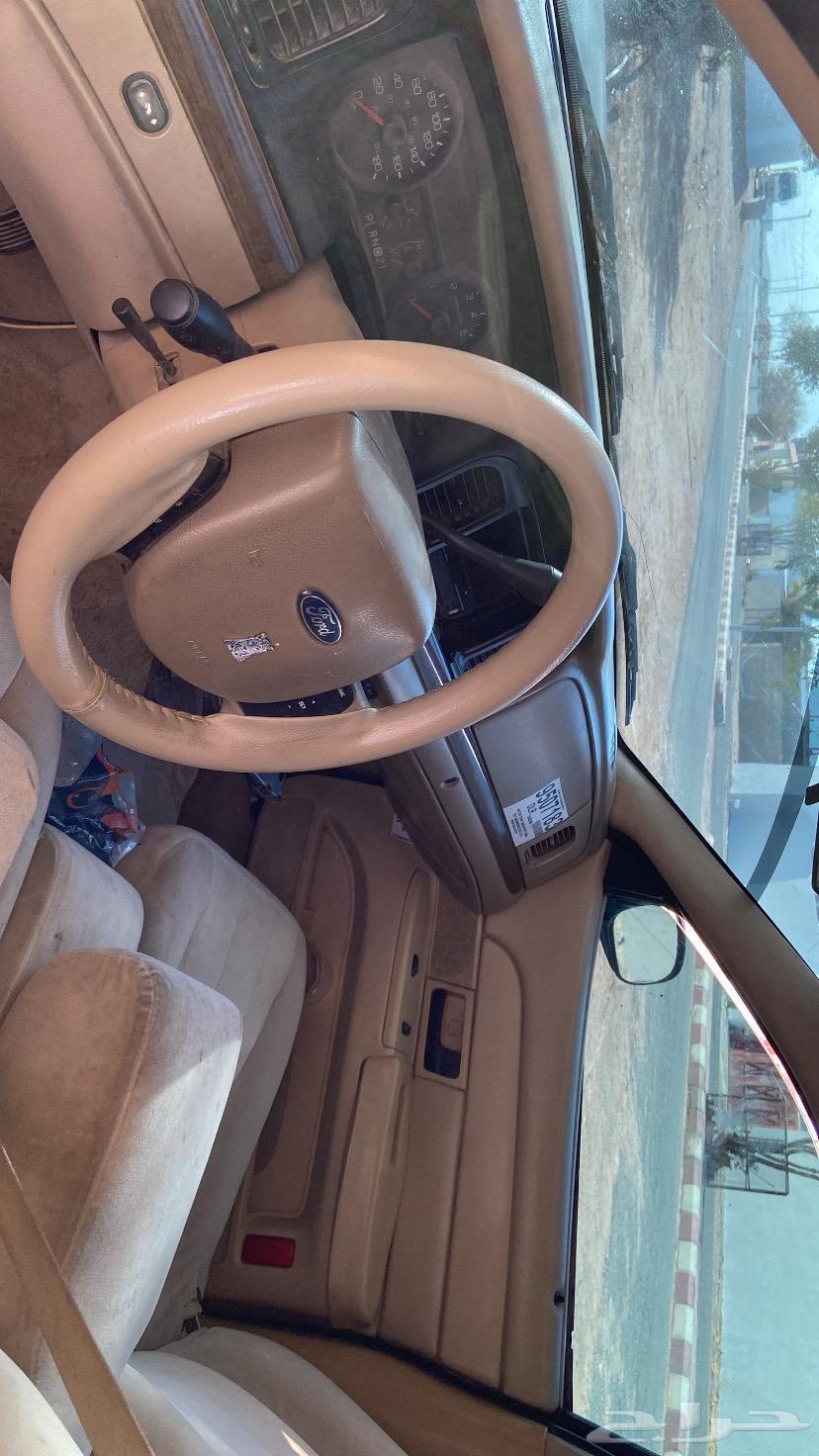 فورد فكتوريا64591743708673113