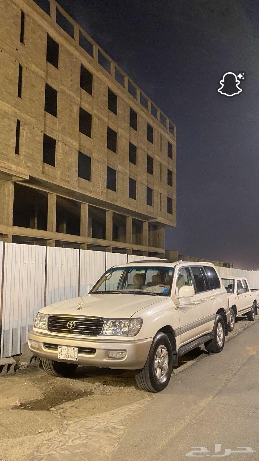 لاندكروزر 1999 VXR فل كامل قير عادي64587602490626112