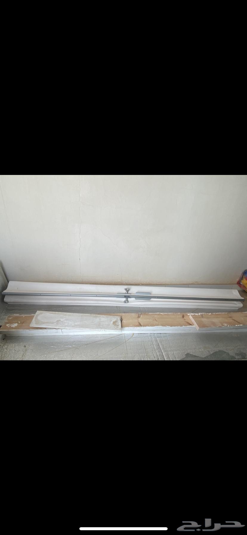 باب سحب جلد مع ايطار خشب سعر 300ريال64427277440899111