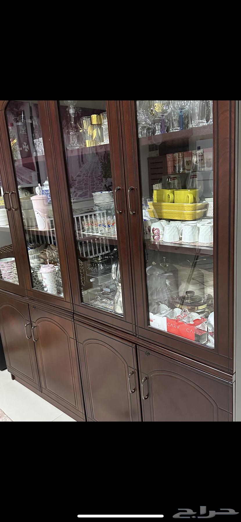 دولاب خاص لصحون والكاسات نظيفه جدا64433026495106110