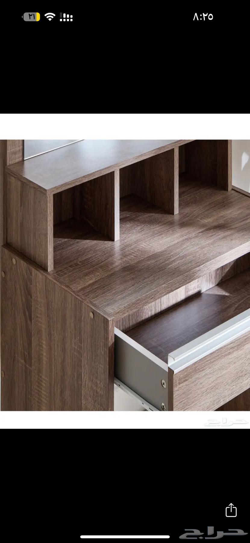 غرفة نوم مكونة من 664432863280130113