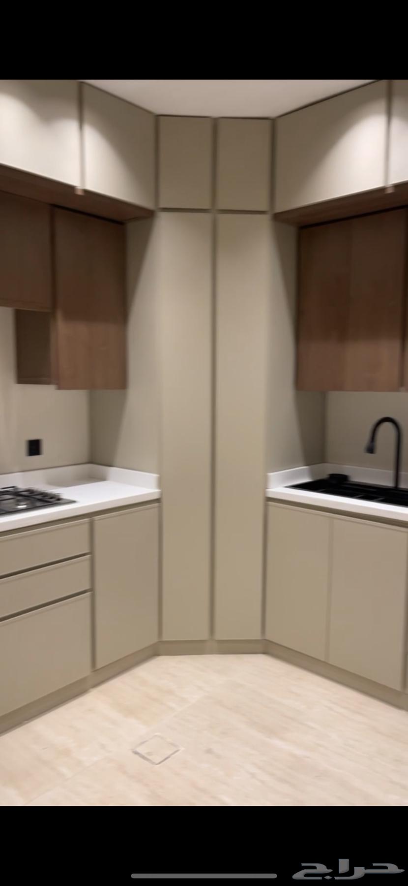 مطبخ للبيع بدون الاجهزه64428013106561111