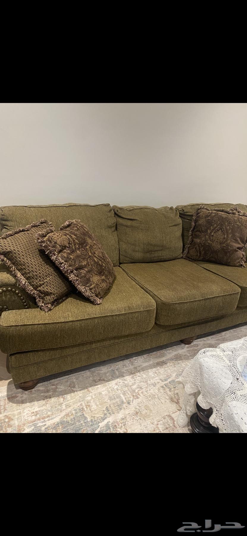 Ashley sofa set with tables64426281606019110