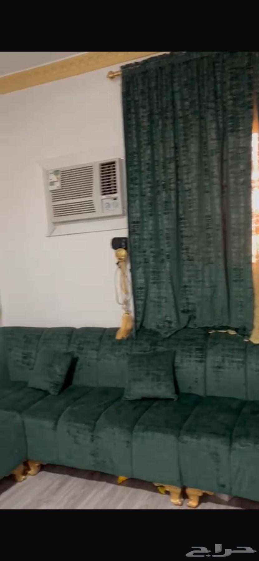 كنب جديد اخضر 4 4 فصلته 2800 قابله لتفاوض في السعر64433013038467113