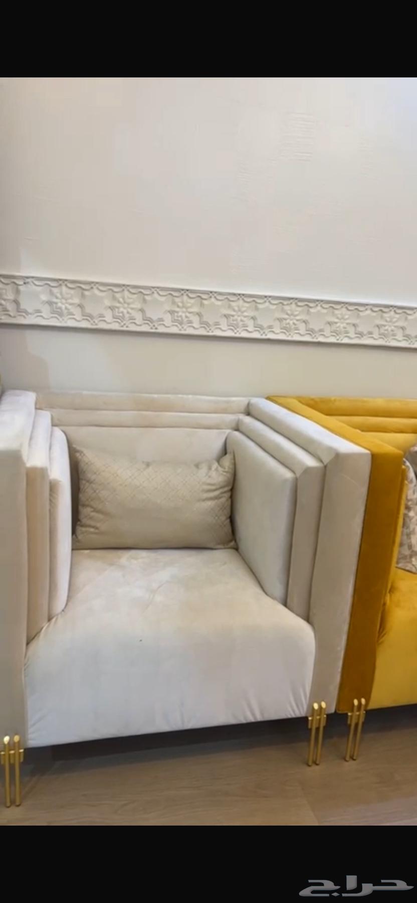 Sofa and a chair for sale, location: Riyadh, Tuwaiq neighborhood64430657156993114