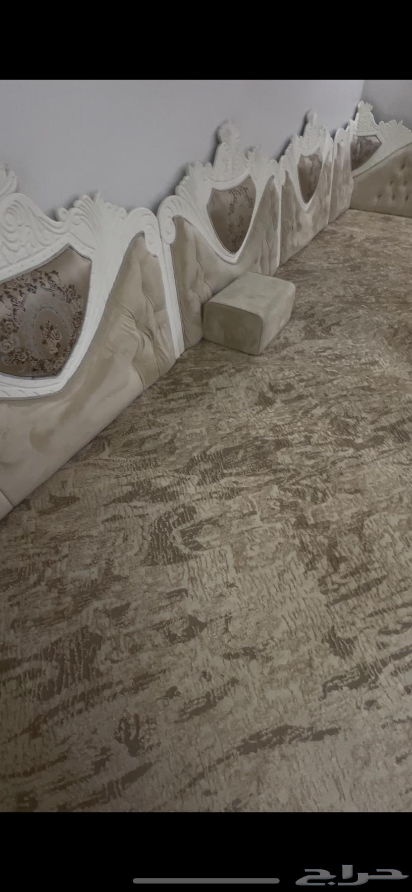 Alkho's new 4-in-6 seating set with cushion and pillows64445092594947110