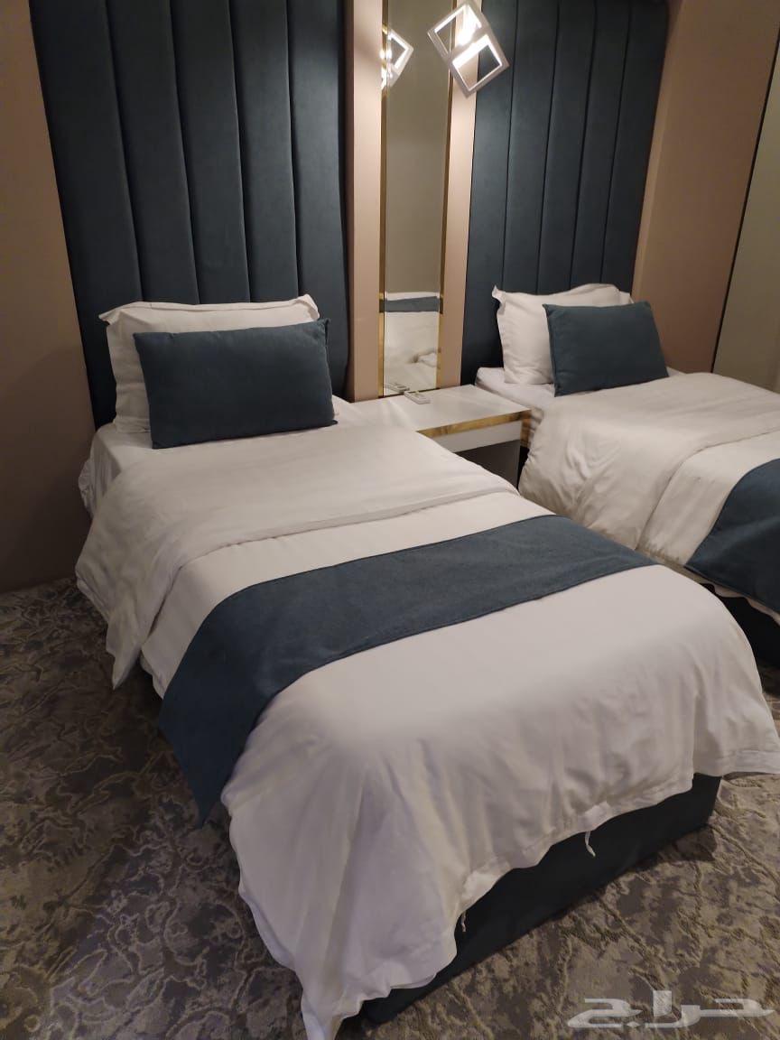 33 غرفة نوم شبه جديد64433552991490113