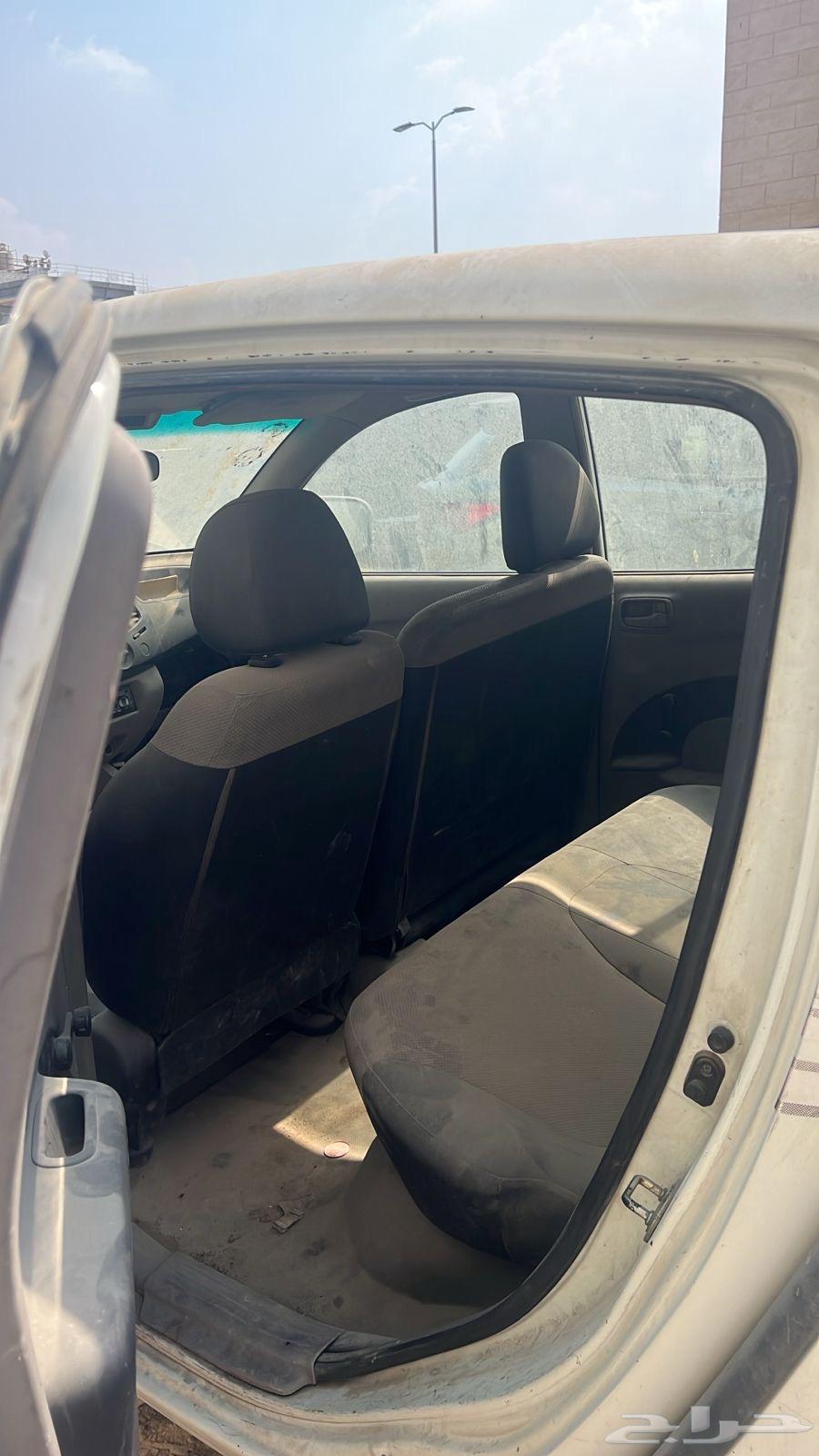 ميتسوبيشي بكب غمارتين تشليح قطع64429116458753114