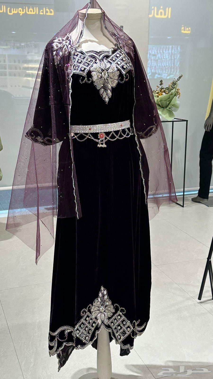 مخمليات جديدة تطريز وشغل مرتب64433444899073114