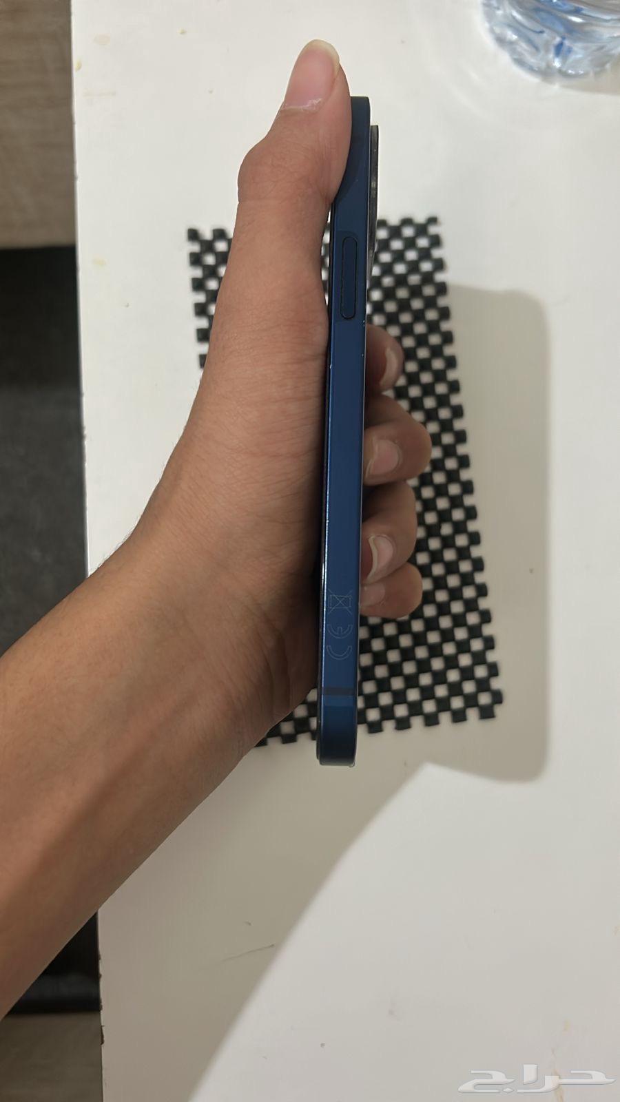 iPhone 1264427690784899111