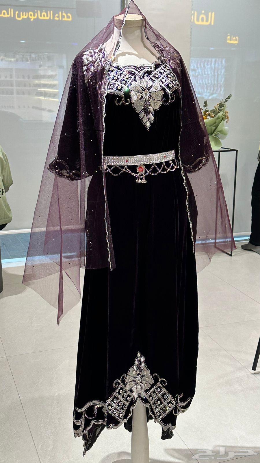 مخمليات جديدة تطريز وشغل مرتب64433444899073113