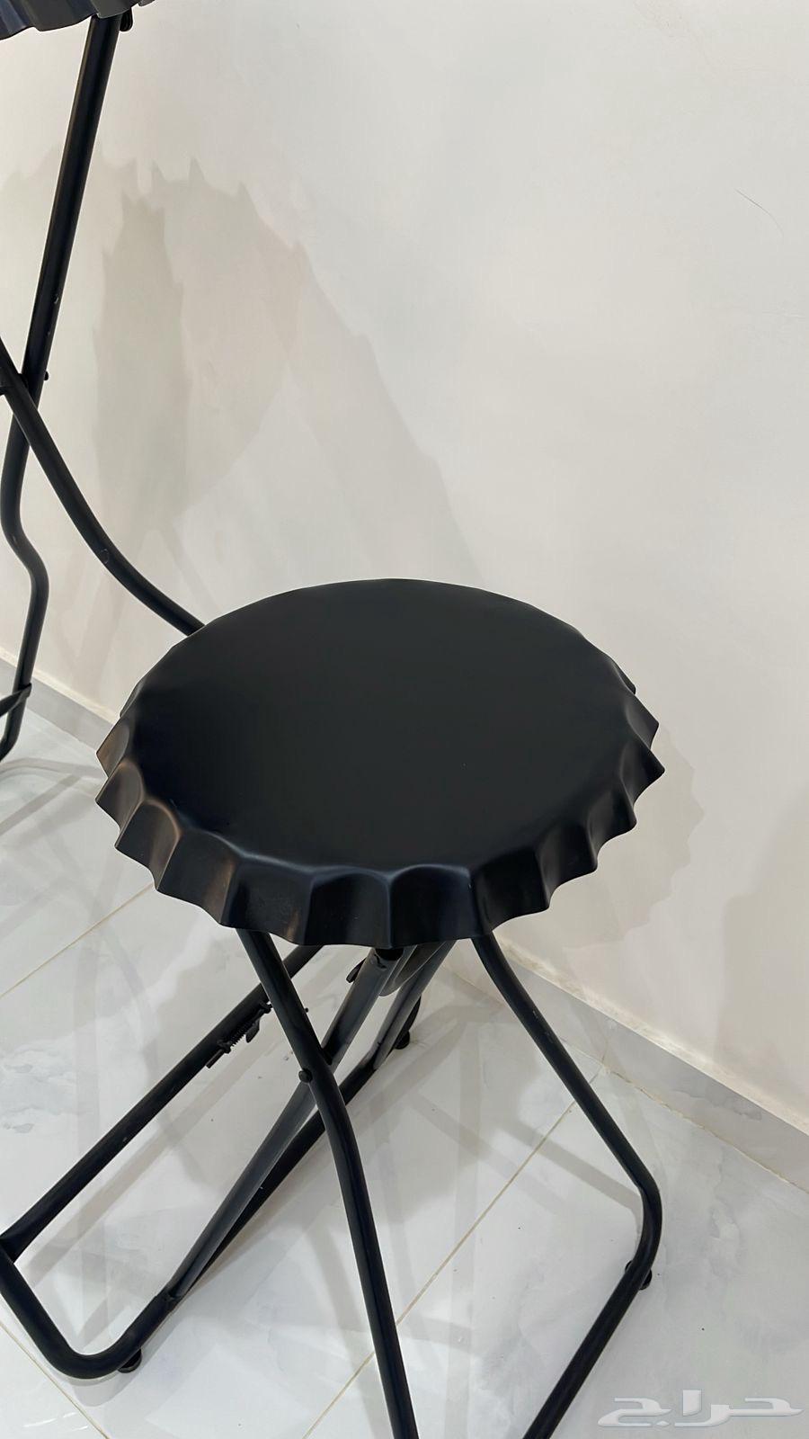 طاوله وكرسي64428995651458112