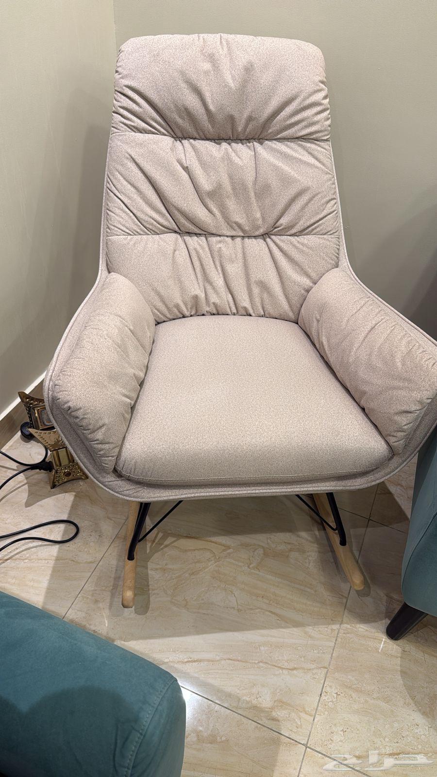 كرسي هزاز من اشلي64431630076802110