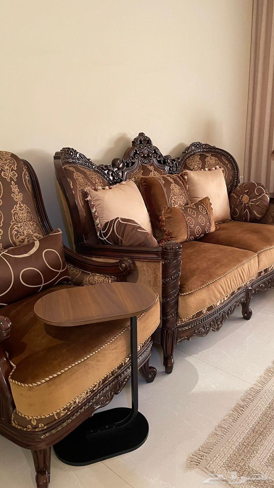 Sofa with tables64431842091394113