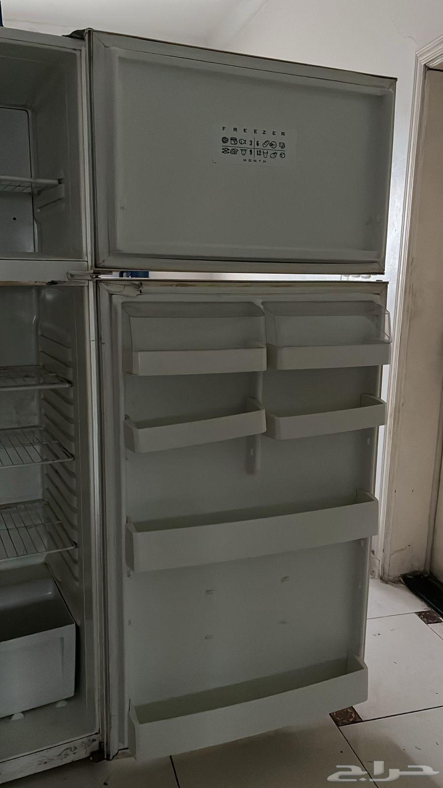 ثلاجه مستخدمه نضيفه64431129047169112