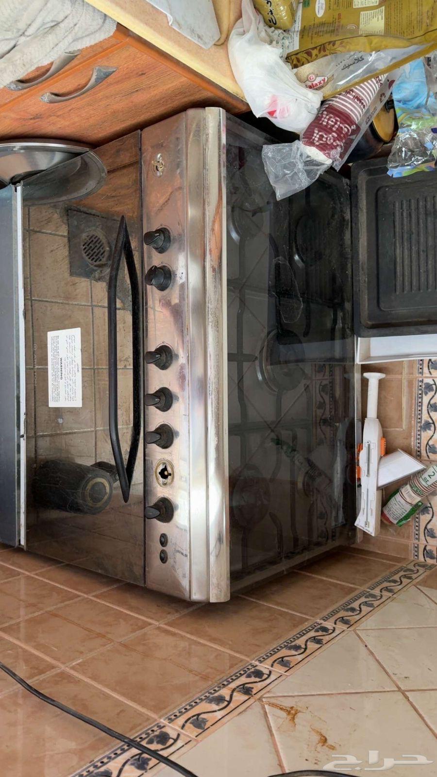 فرن للطعام سعره على السوم شغال وكل شي وكويس64430806107393110