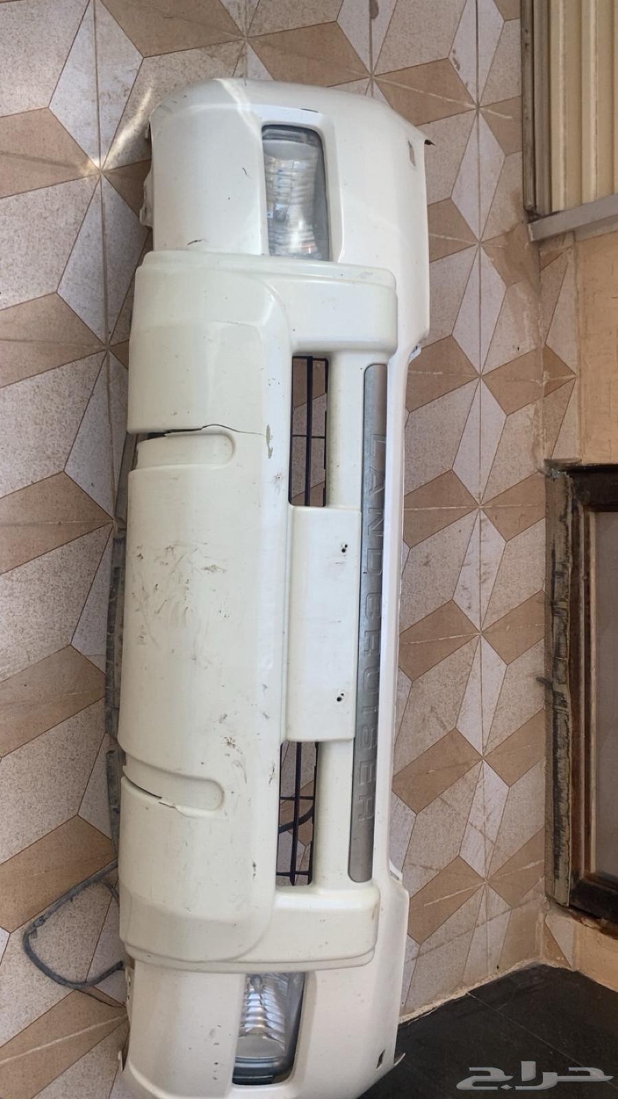 قطع جيب 2009 اصليه تم التغير بسبب الترهيم64589055004161111