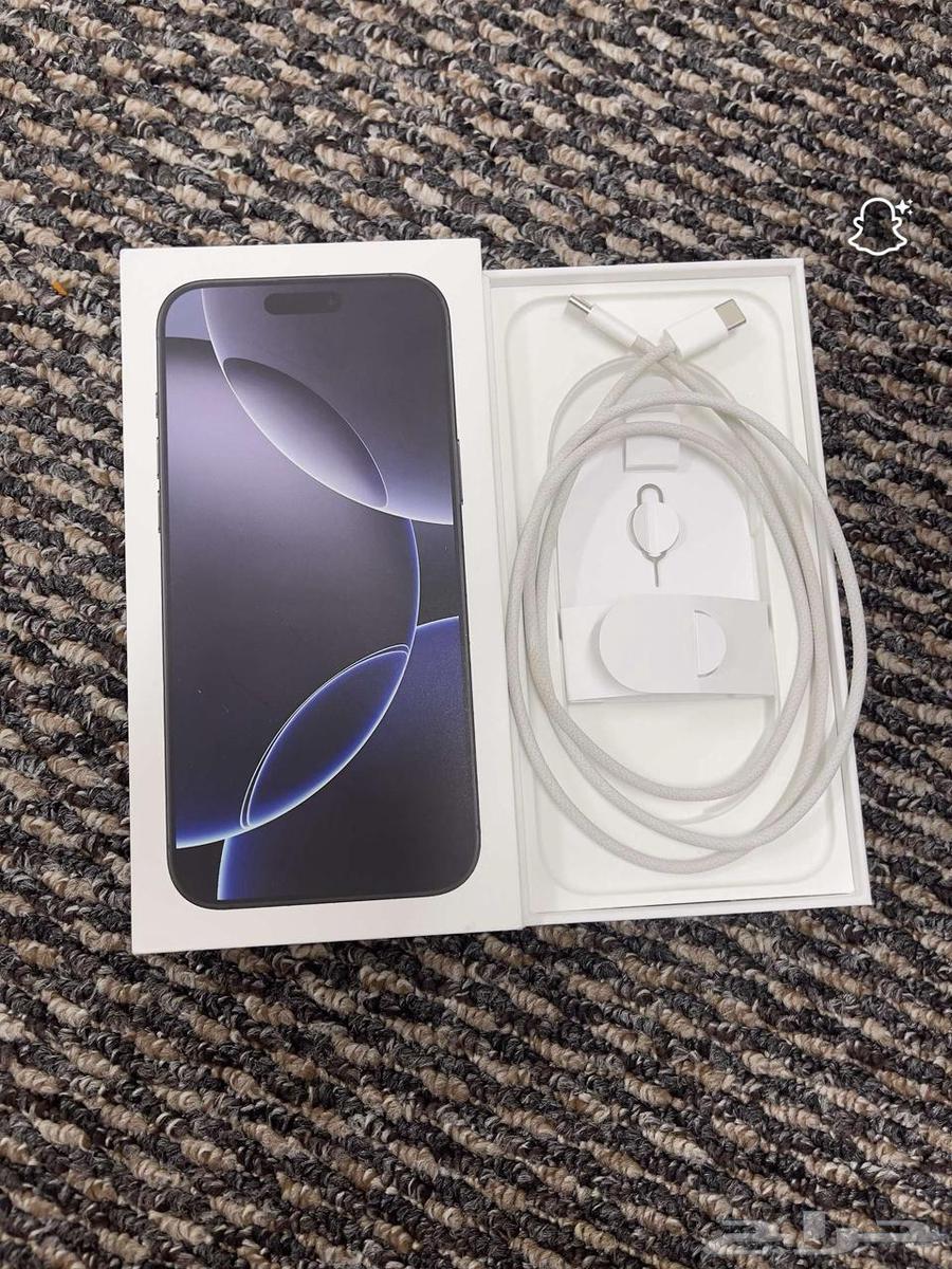 iPhone 16 Pro Max very clean, like new64426348890371110