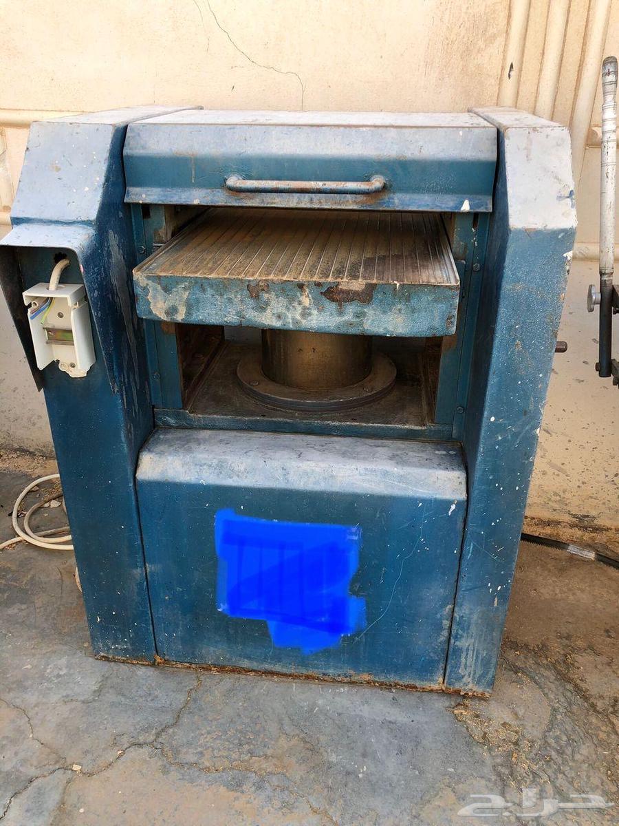 مكائن ومعدات منجره مستعمل نظيف على الشرط64431740060161112